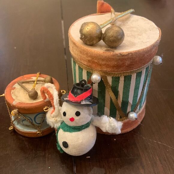 3 Vintage Ornaments Drums and Snowman - Picture 1 of 10